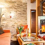 Dağ evi Hinter Dem Rot Stei, Private Wellness, In And Hiking Area Of Zermatt
