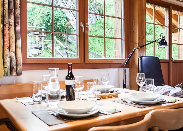 Chalet Hinter Dem Rot Stei *