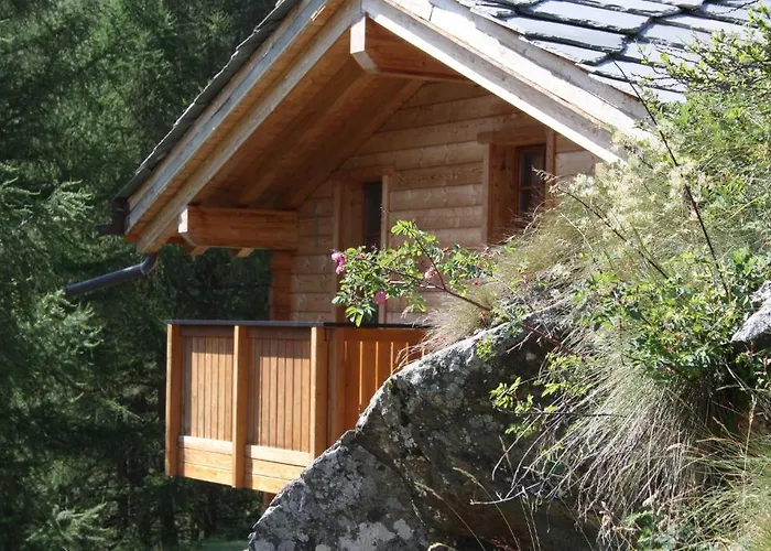 Chalet Hinter Dem Rot Stei *